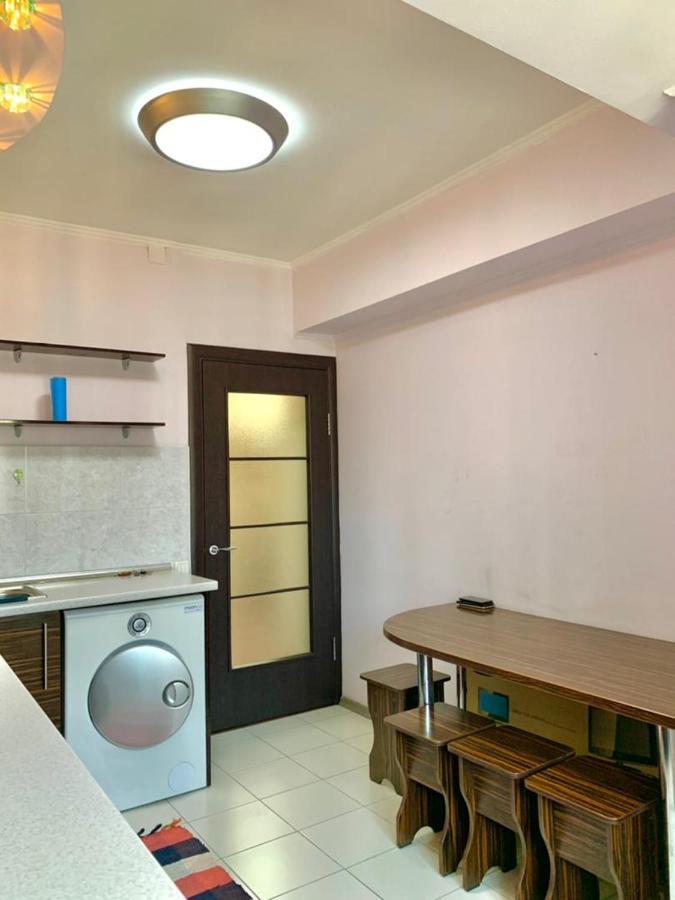 Apartment In Street Kievskaya 49 Μπισκέκ Εξωτερικό φωτογραφία